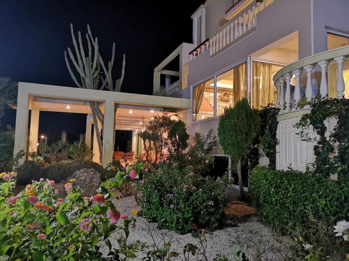 Louis Luxury Villa By Living In Blue Koskinou  Ngoại thất bức ảnh