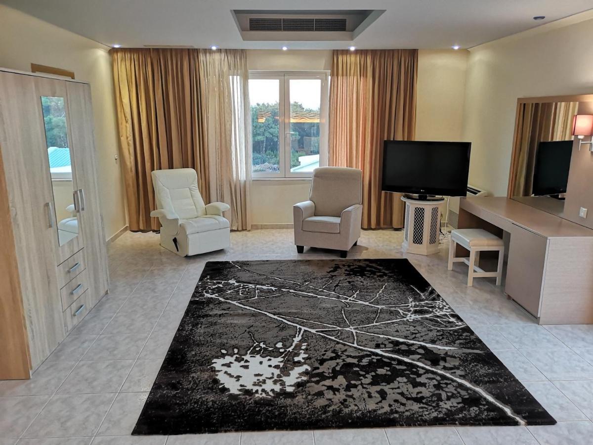 Louis Luxury Villa By Living In Blue Koskinou  Ngoại thất bức ảnh